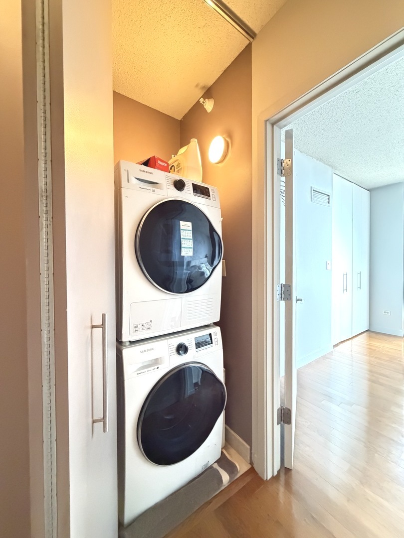 222 N Columbus Dr #4008 Chicago, IL 60601