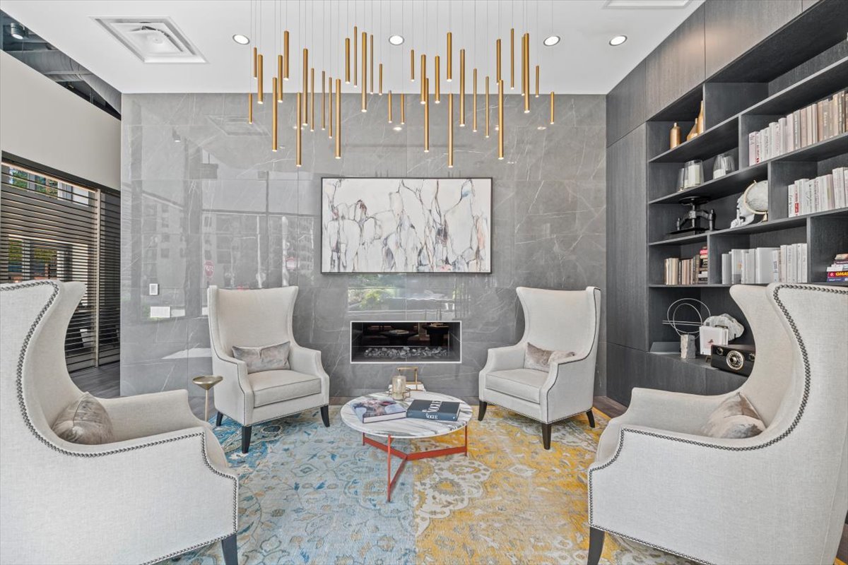 450 E Waterside Dr #2903 Chicago, IL 60601