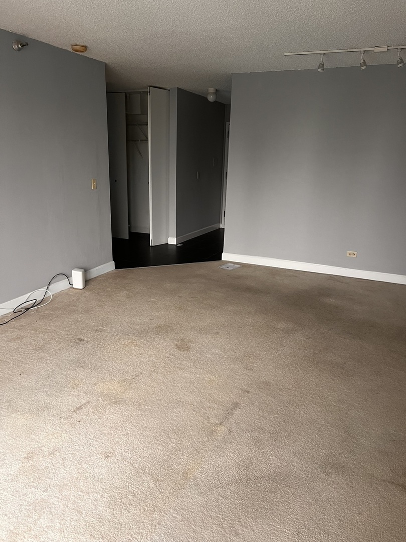 200 N Dearborn St #4408 Chicago, IL 60601