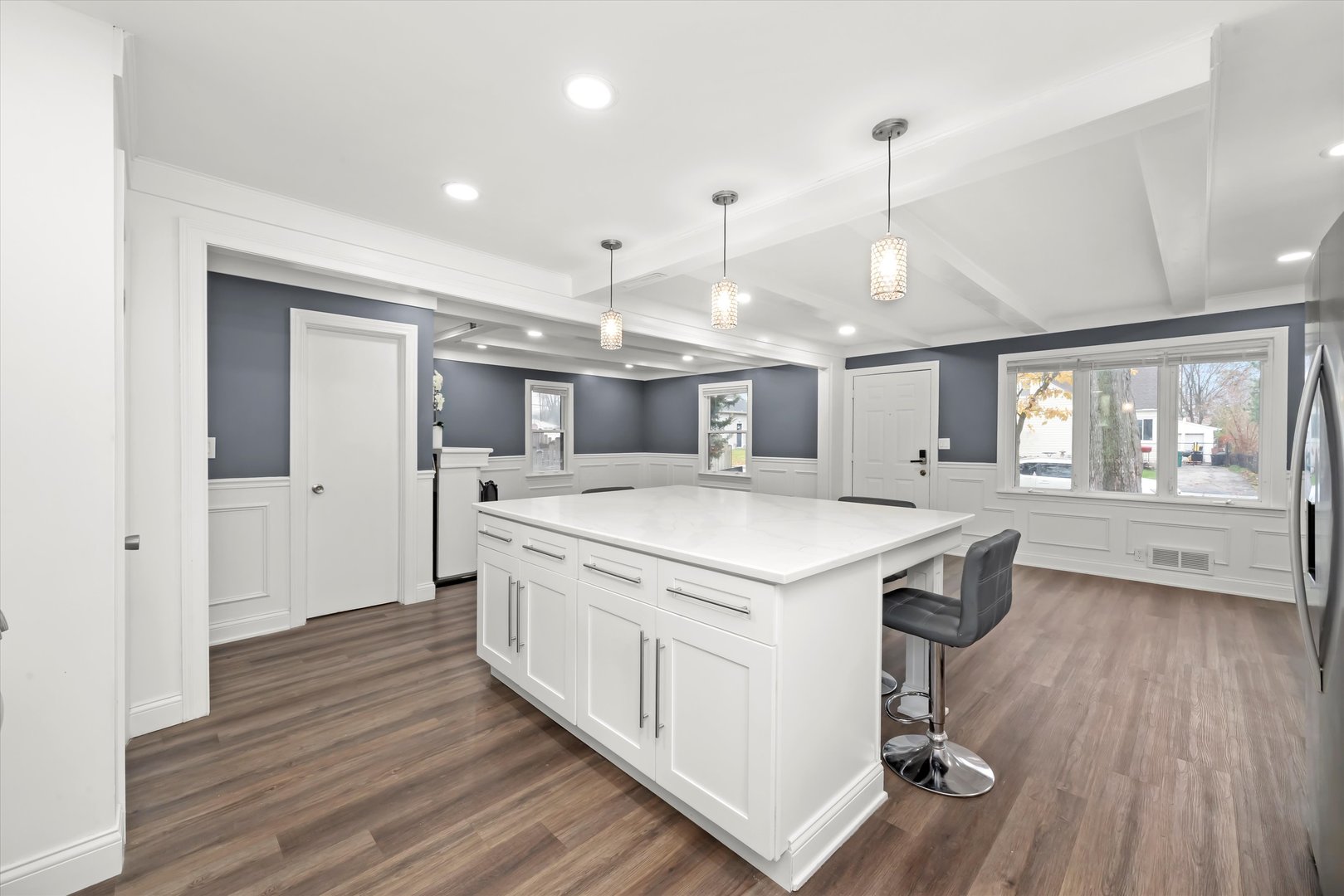 1317 Waverly Pl Joliet, IL 60435