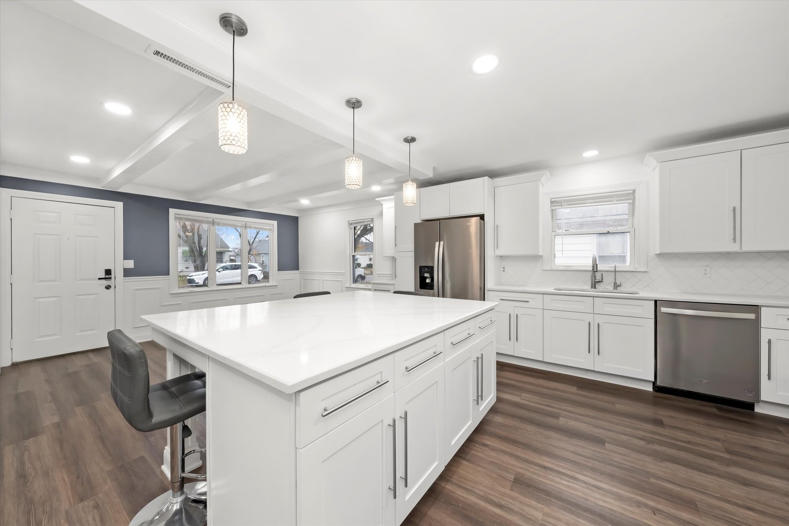 1317 Waverly Pl Joliet, IL 60435