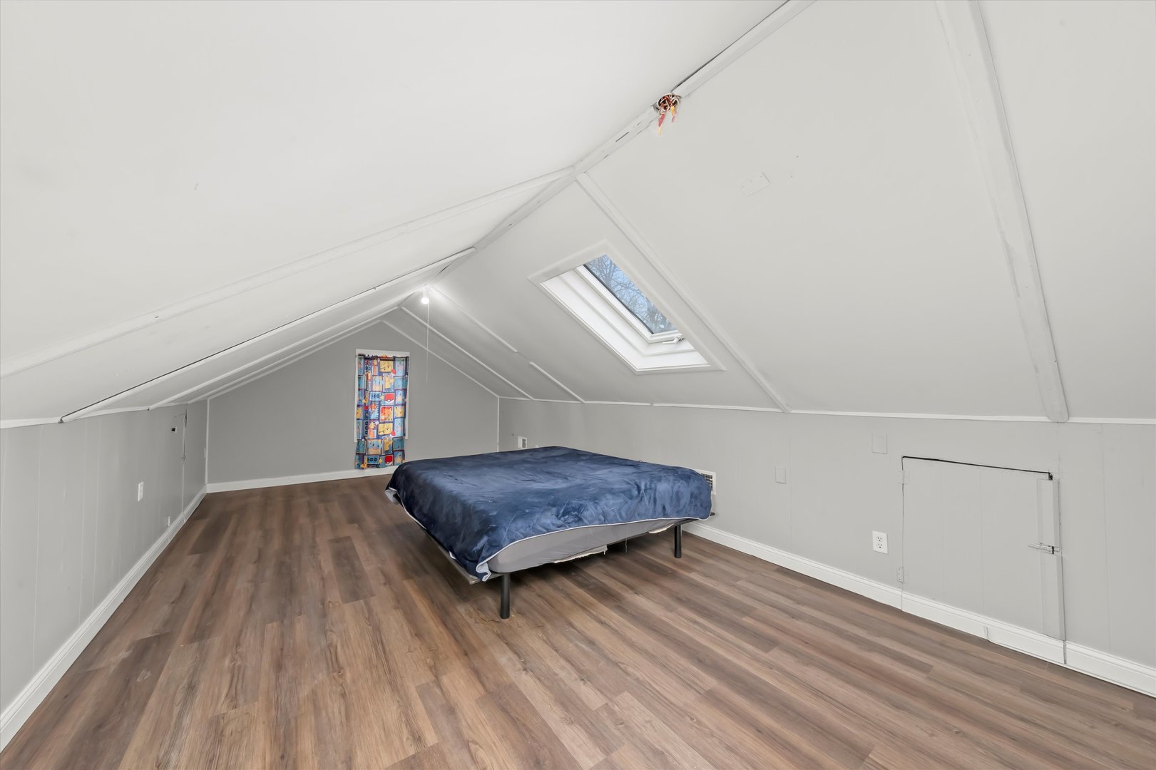 1317 Waverly Pl Joliet, IL 60435