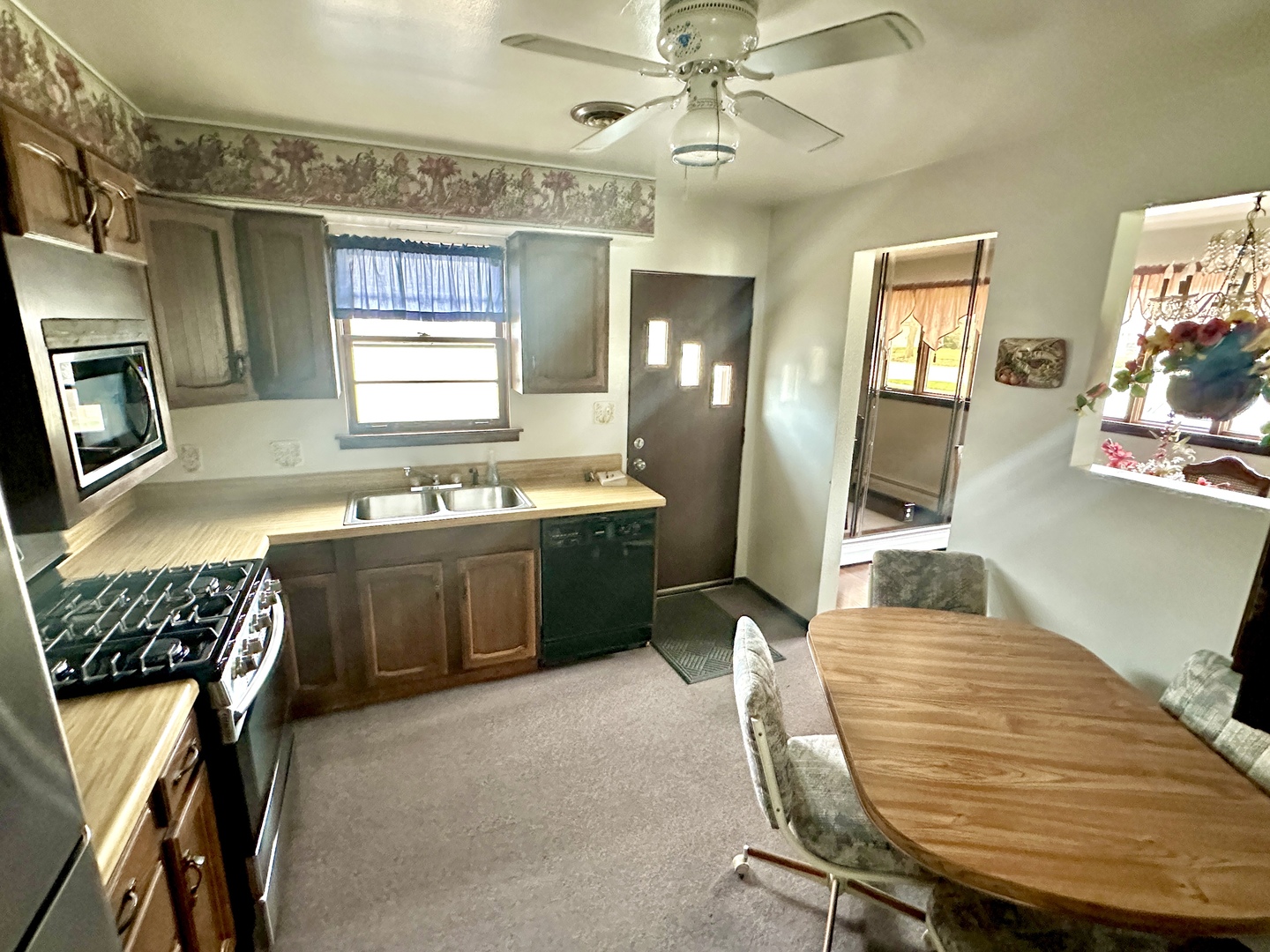 621 Bethel Dr Joliet, IL 60435