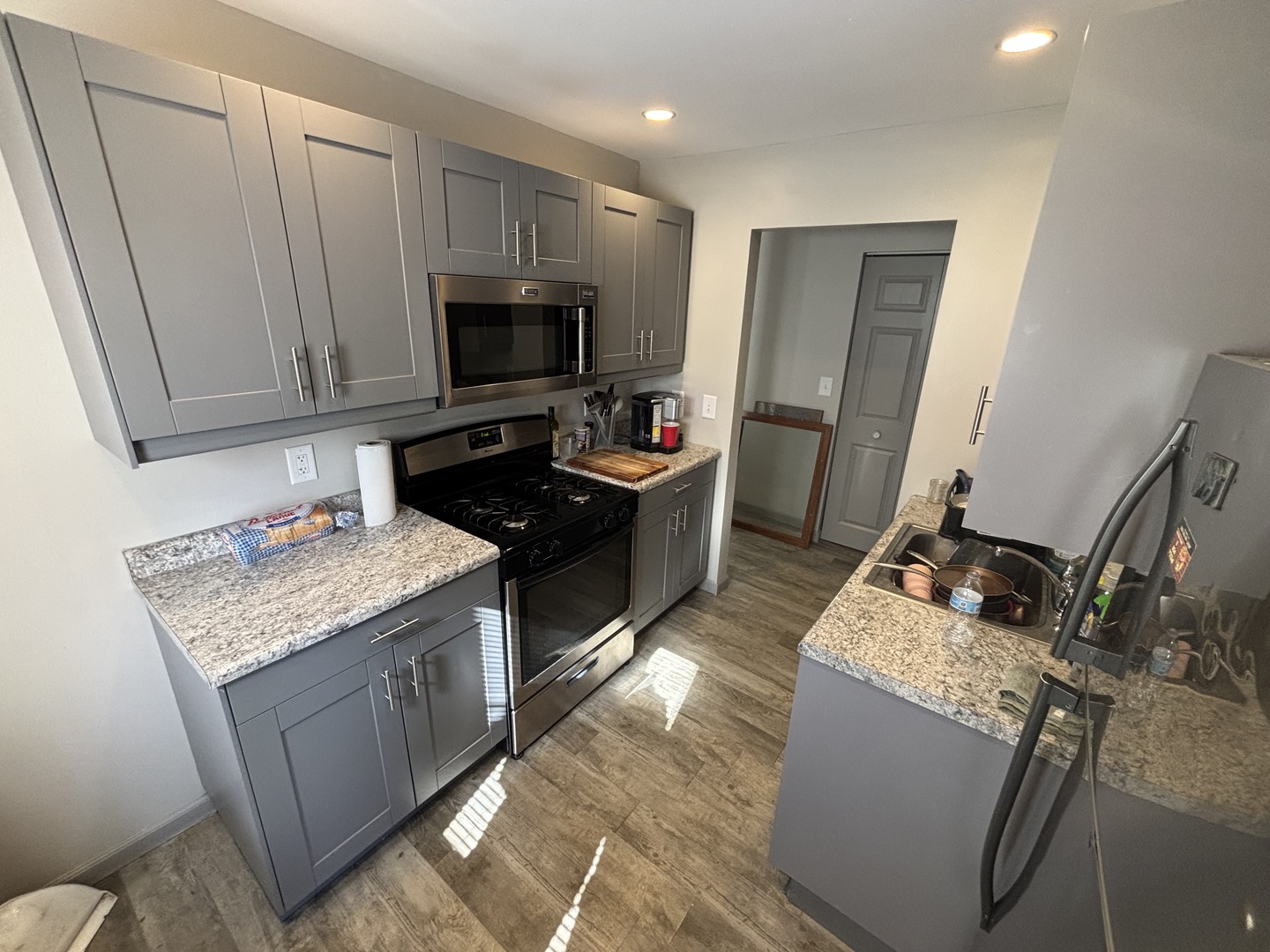 30 N Broadway St Joliet, IL 60435