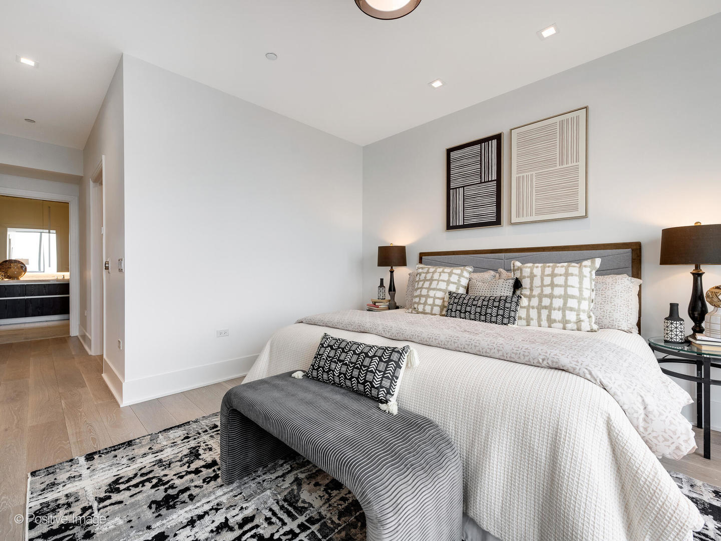 363 E Wacker Dr #4208 Chicago, IL 60601