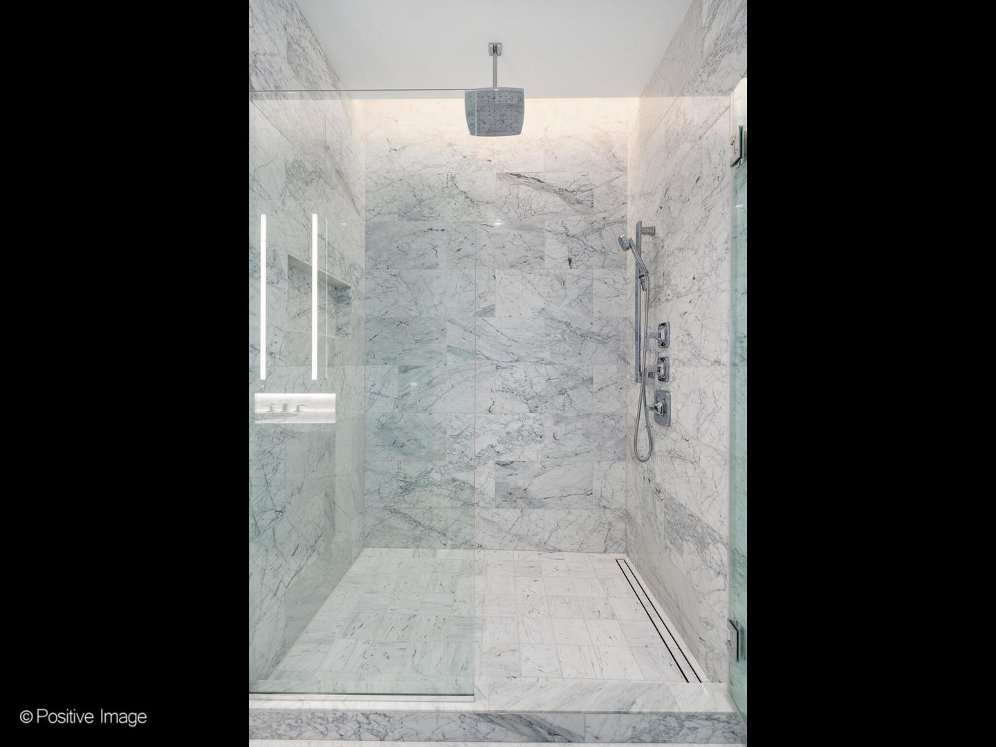 363 E Wacker Dr #4208 Chicago, IL 60601