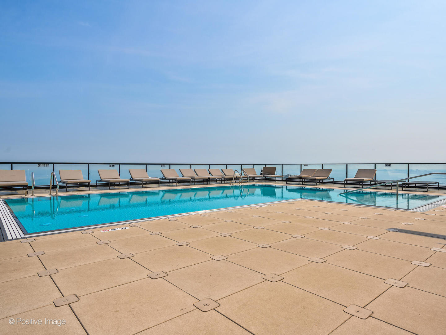 363 E Wacker Dr #4208 Chicago, IL 60601