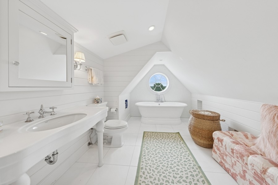 6191 S County Line Rd Burr Ridge, IL 60527