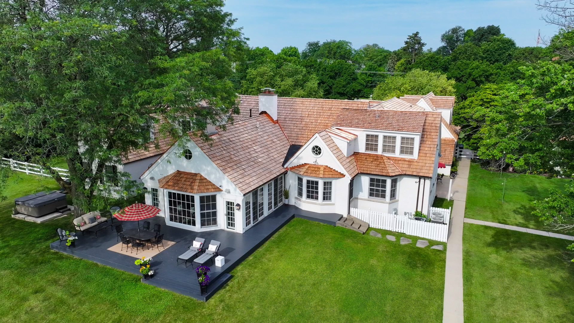 6191 S County Line Rd Burr Ridge, IL 60527