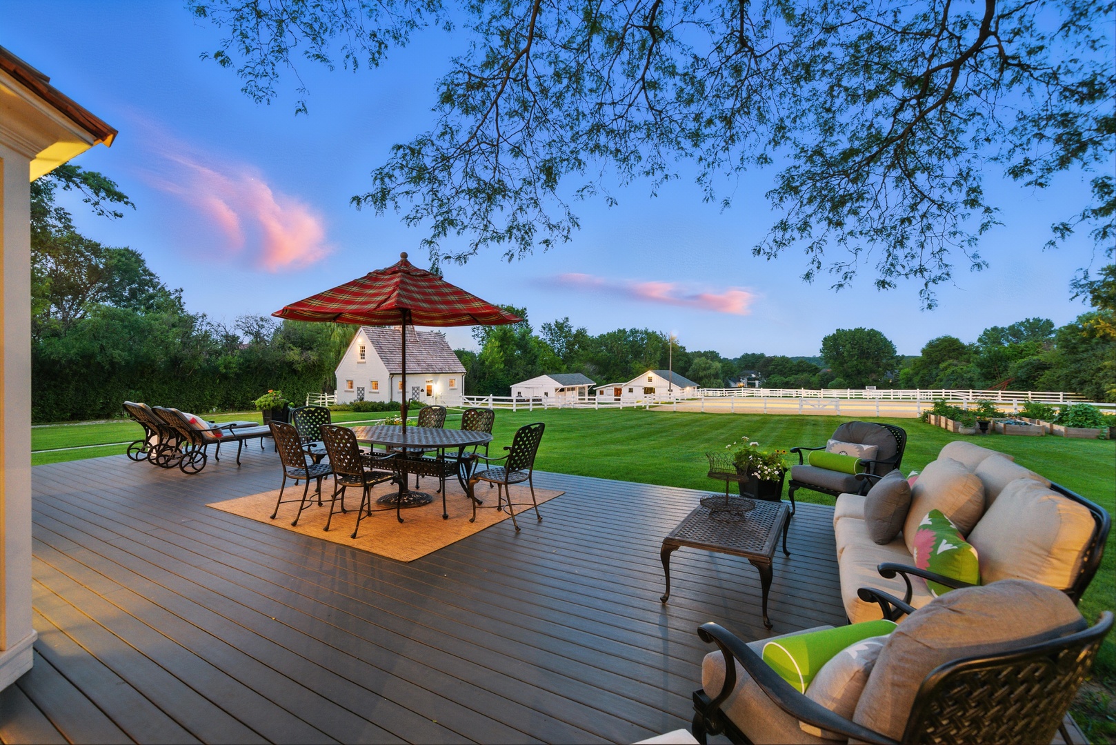 6191 S County Line Rd Burr Ridge, IL 60527