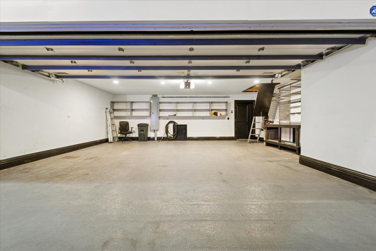 457 W Deming Pl Chicago, IL 60614