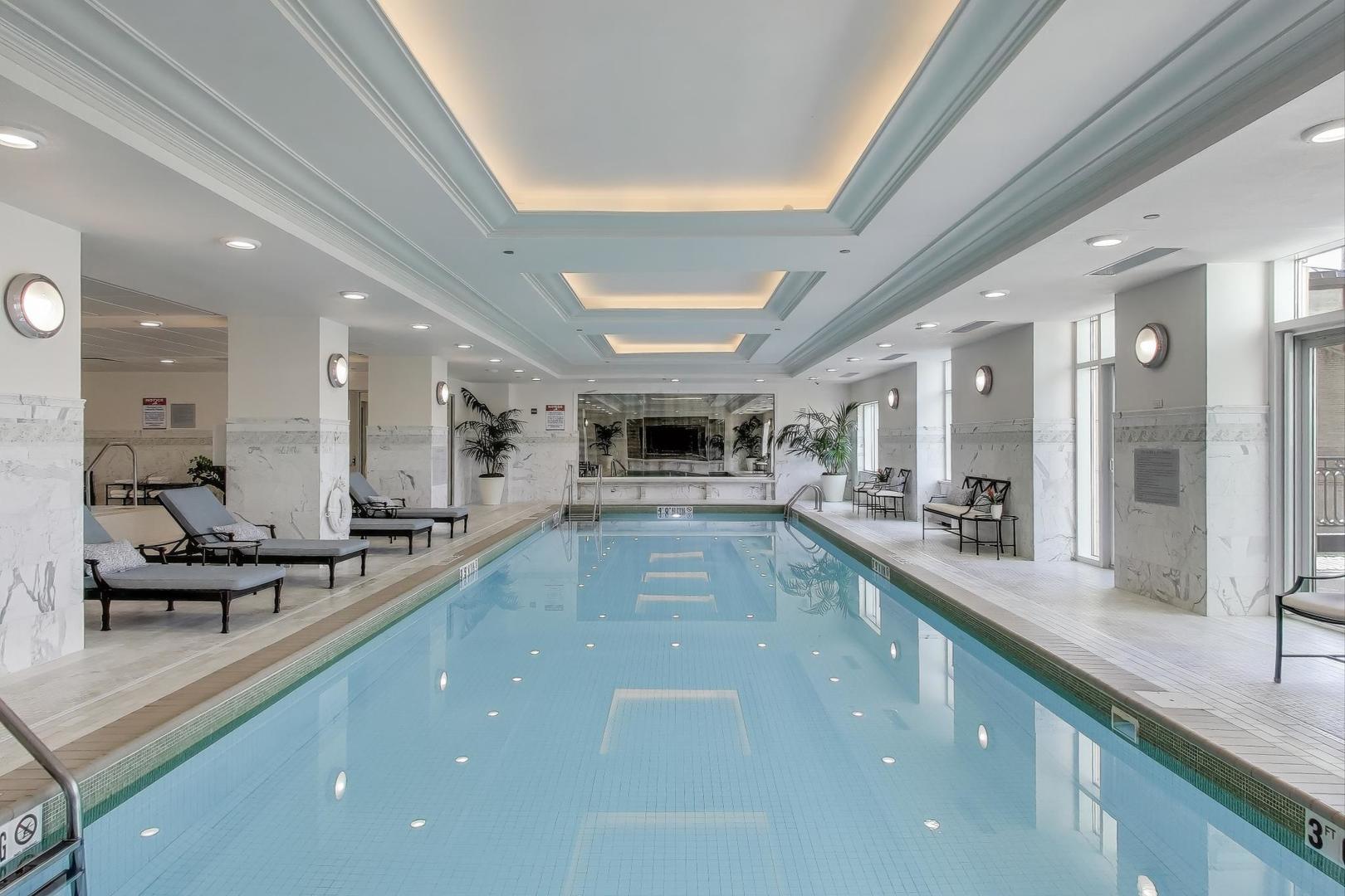 457 W Deming Pl Chicago, IL 60614