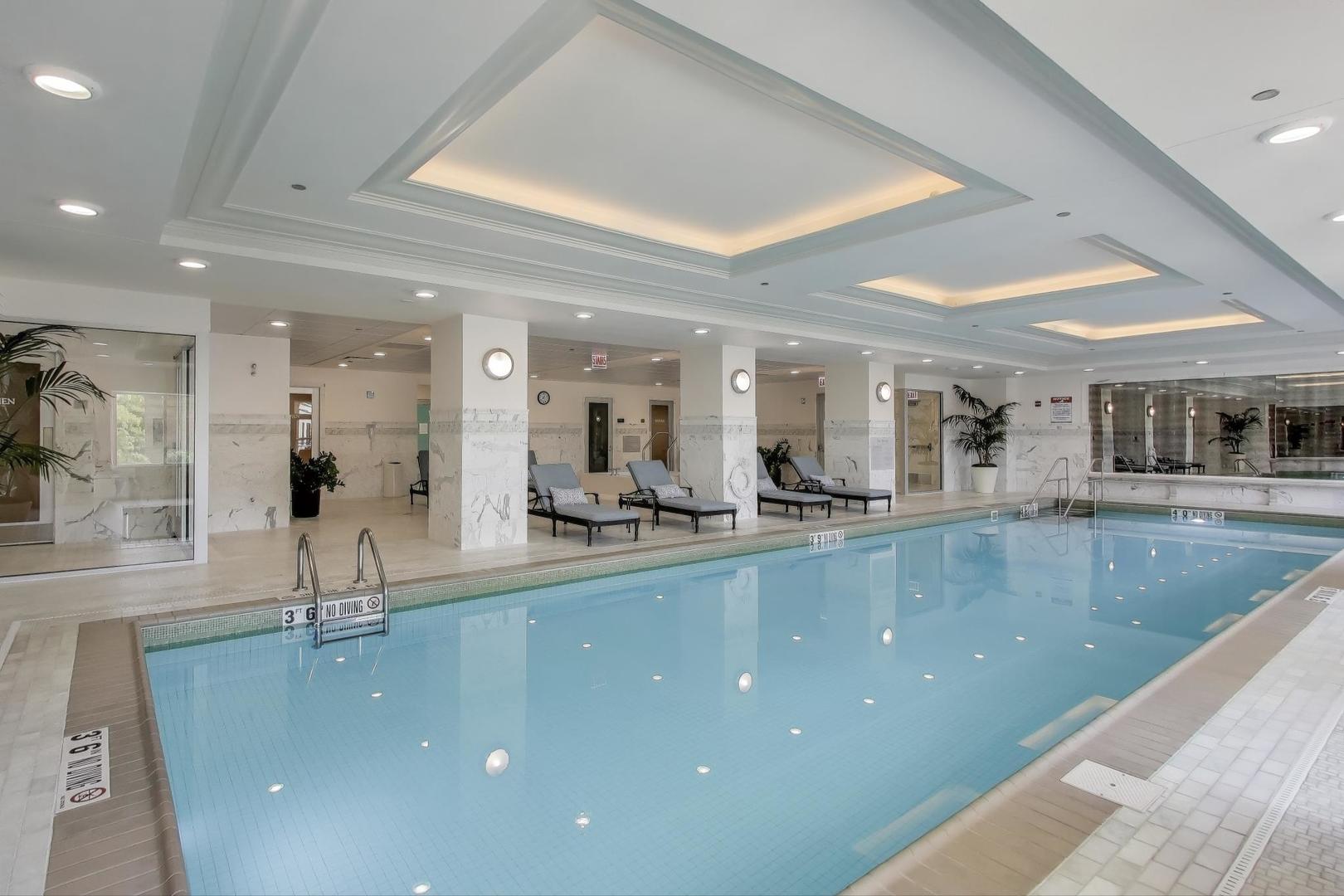 457 W Deming Pl Chicago, IL 60614