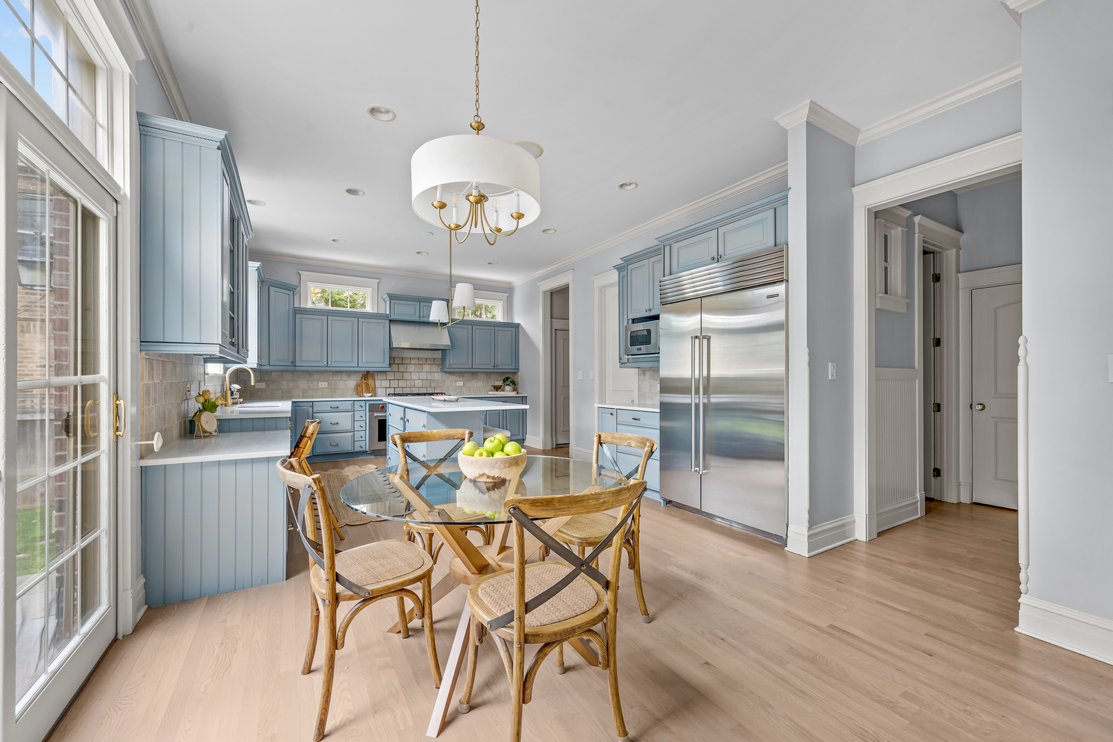 512 Elmwood Ave Wilmette, IL 60091