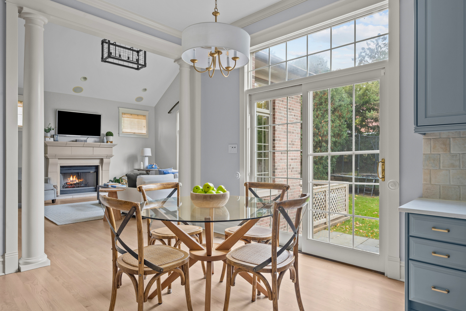 512 Elmwood Ave Wilmette, IL 60091