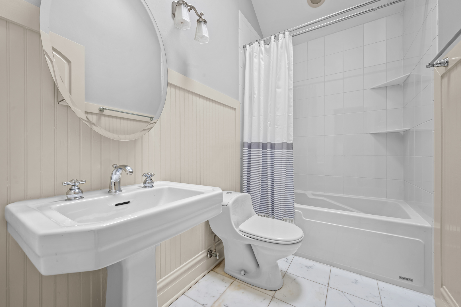 512 Elmwood Ave Wilmette, IL 60091