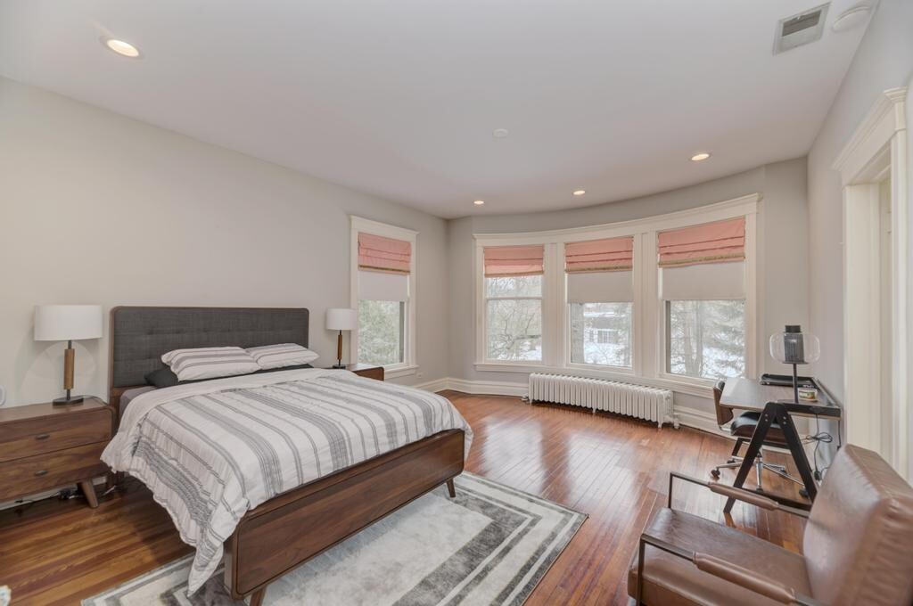 1499 Sheridan Rd Highland Park, IL 60035