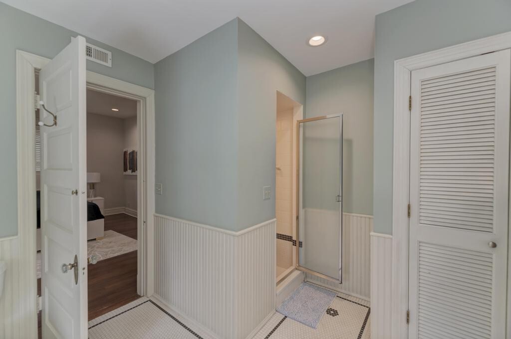 1499 Sheridan Rd Highland Park, IL 60035