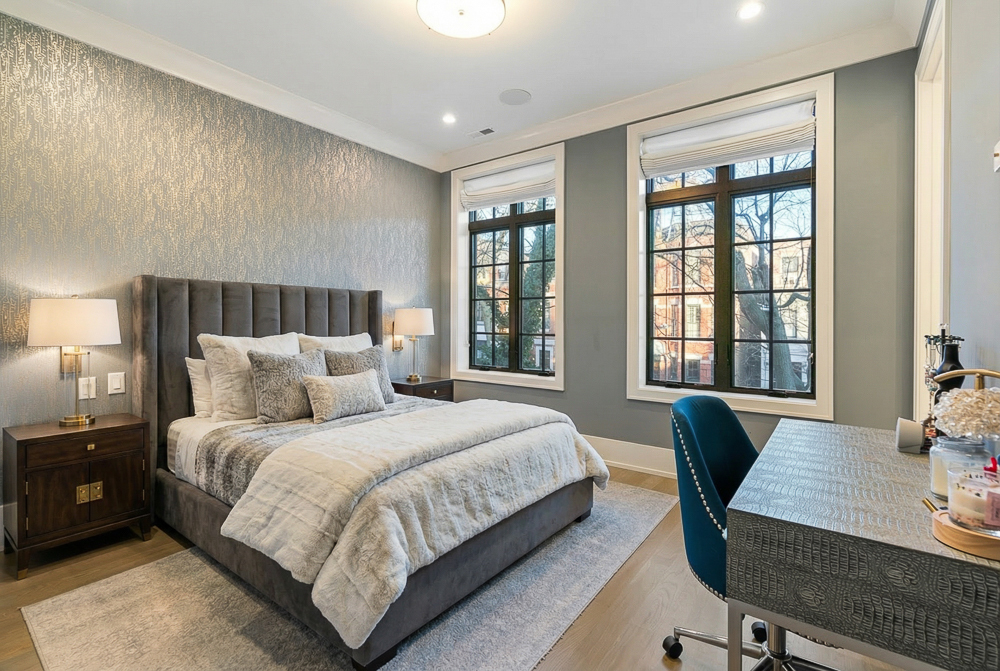 2044 N Fremont St Chicago, IL 60614