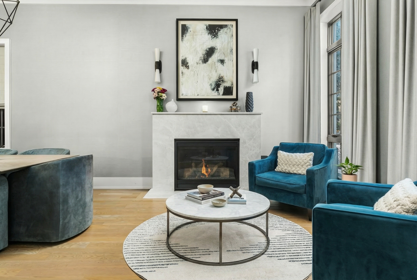 2044 N Fremont St Chicago, IL 60614