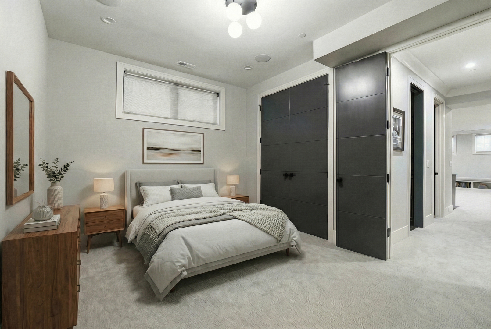 2044 N Fremont St Chicago, IL 60614