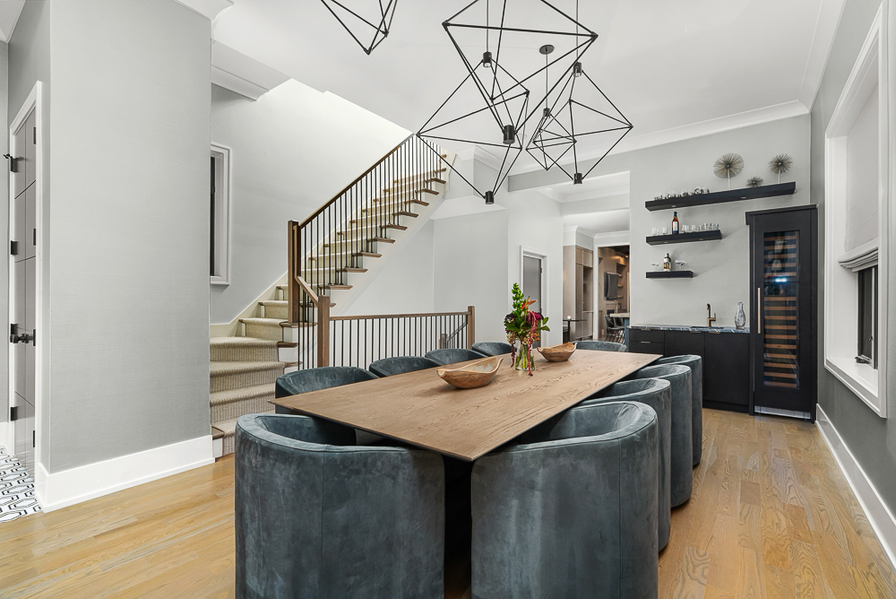 2044 N Fremont St Chicago, IL 60614