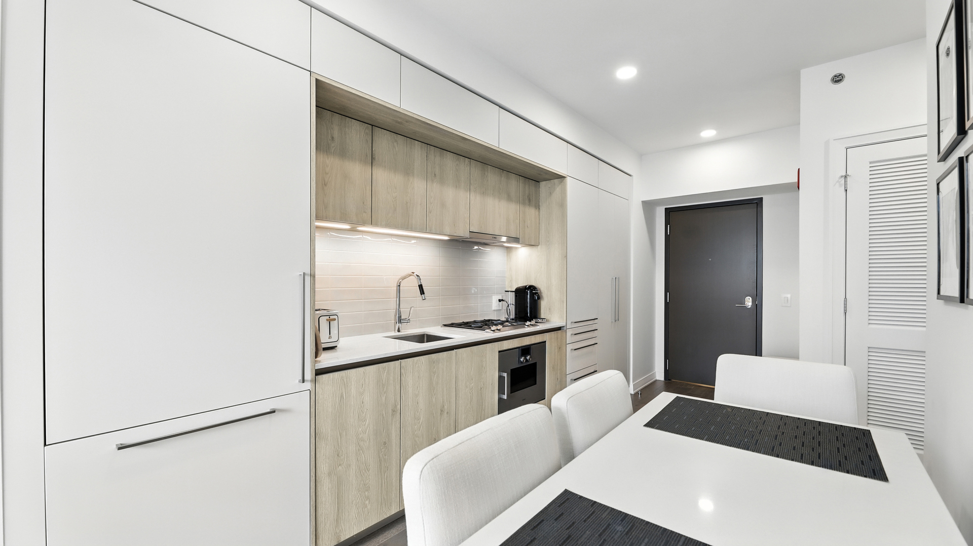 211 N Hbr Dr #3605 Chicago, IL 60601