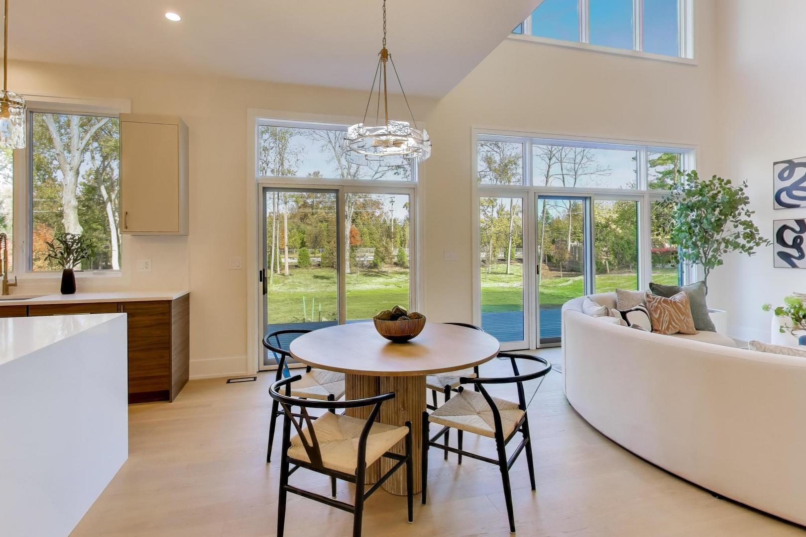 1839 Shelley Ct Highland Park, IL 60035