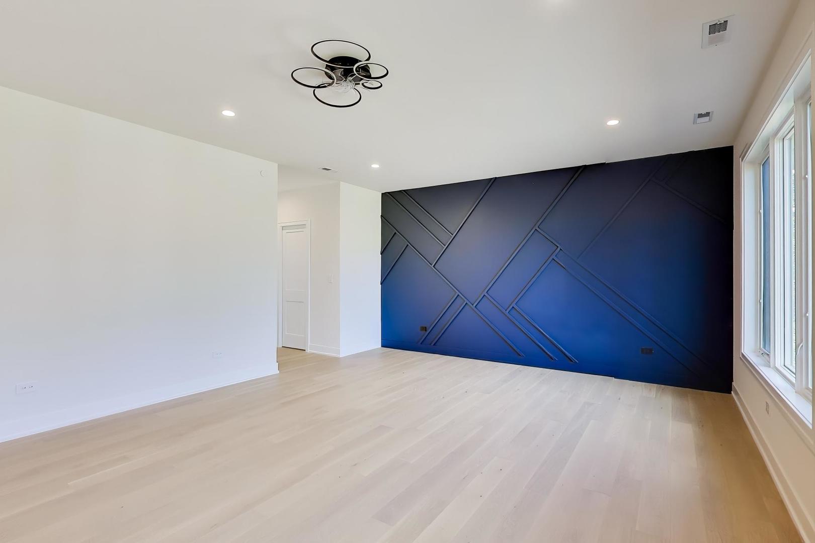 1839 Shelley Ct Highland Park, IL 60035