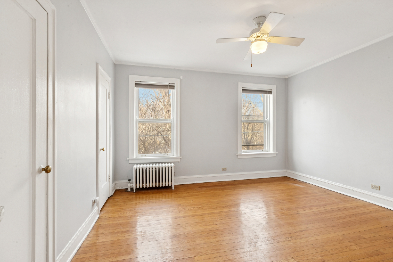 817 BRUMMEL St #2N Evanston, IL 60202