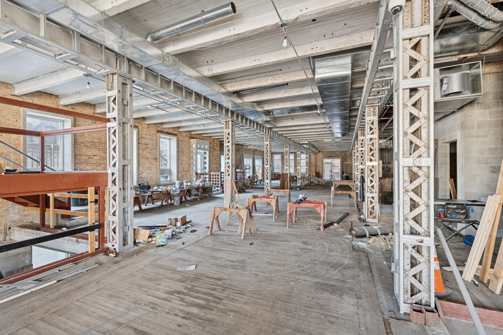 165 N May St Chicago, IL 60607