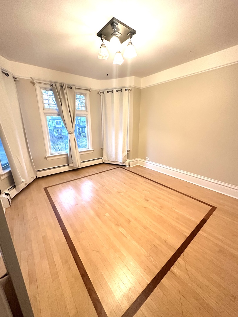 1241 Maple Ave Wilmette, IL 60091