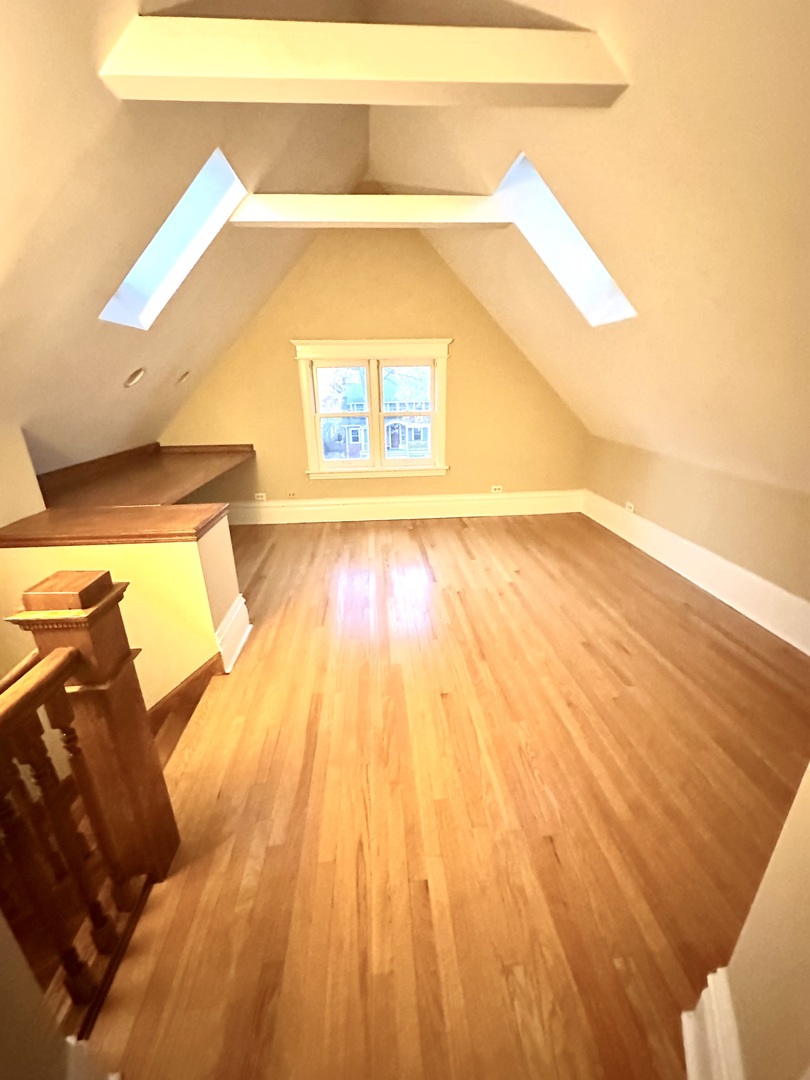 1241 Maple Ave Wilmette, IL 60091