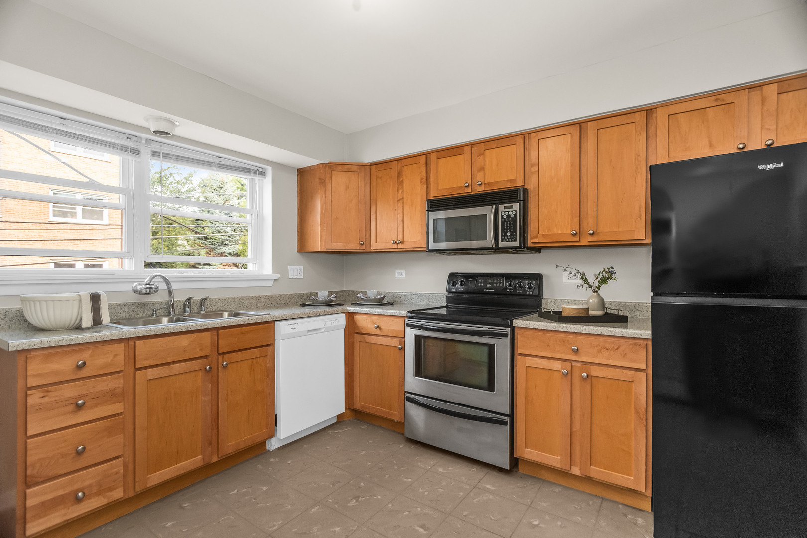 617 Case Pl #2 Evanston, IL 60202