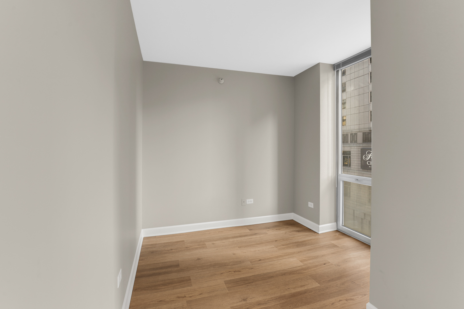 222 N Columbus Dr #611 Chicago, IL 60601