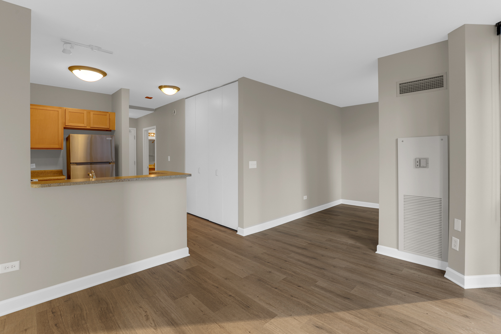 222 N Columbus Dr #611 Chicago, IL 60601