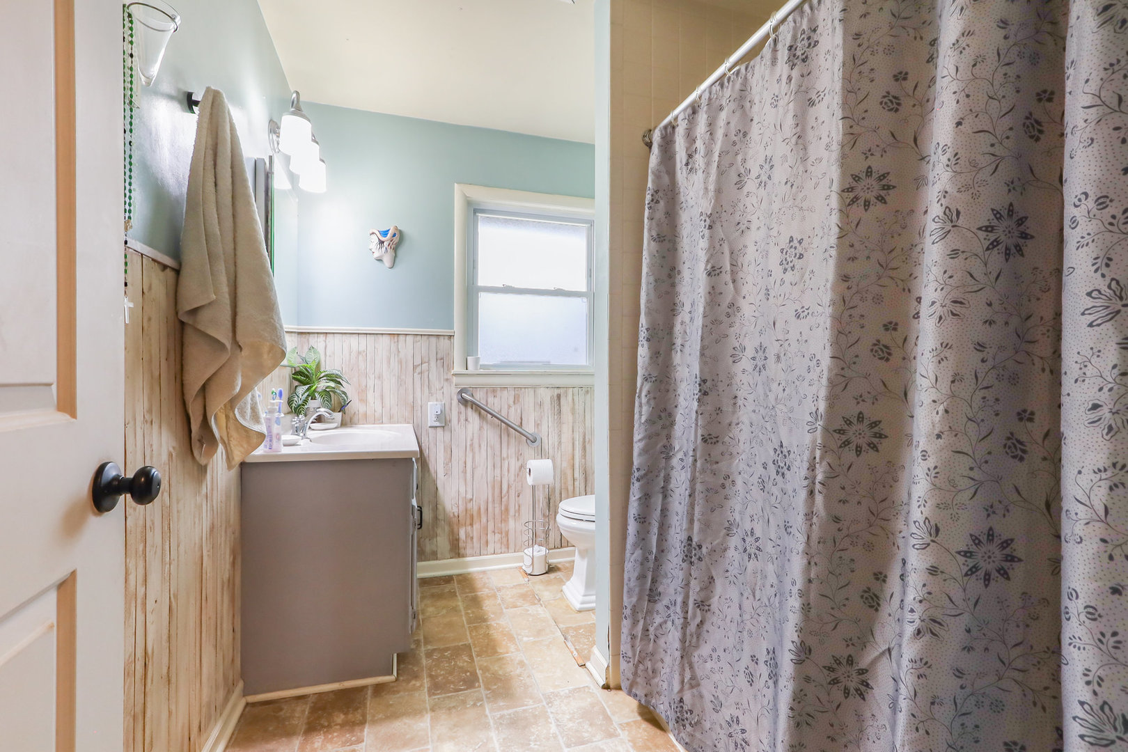 1404 Clara Ave Joliet, IL 60435