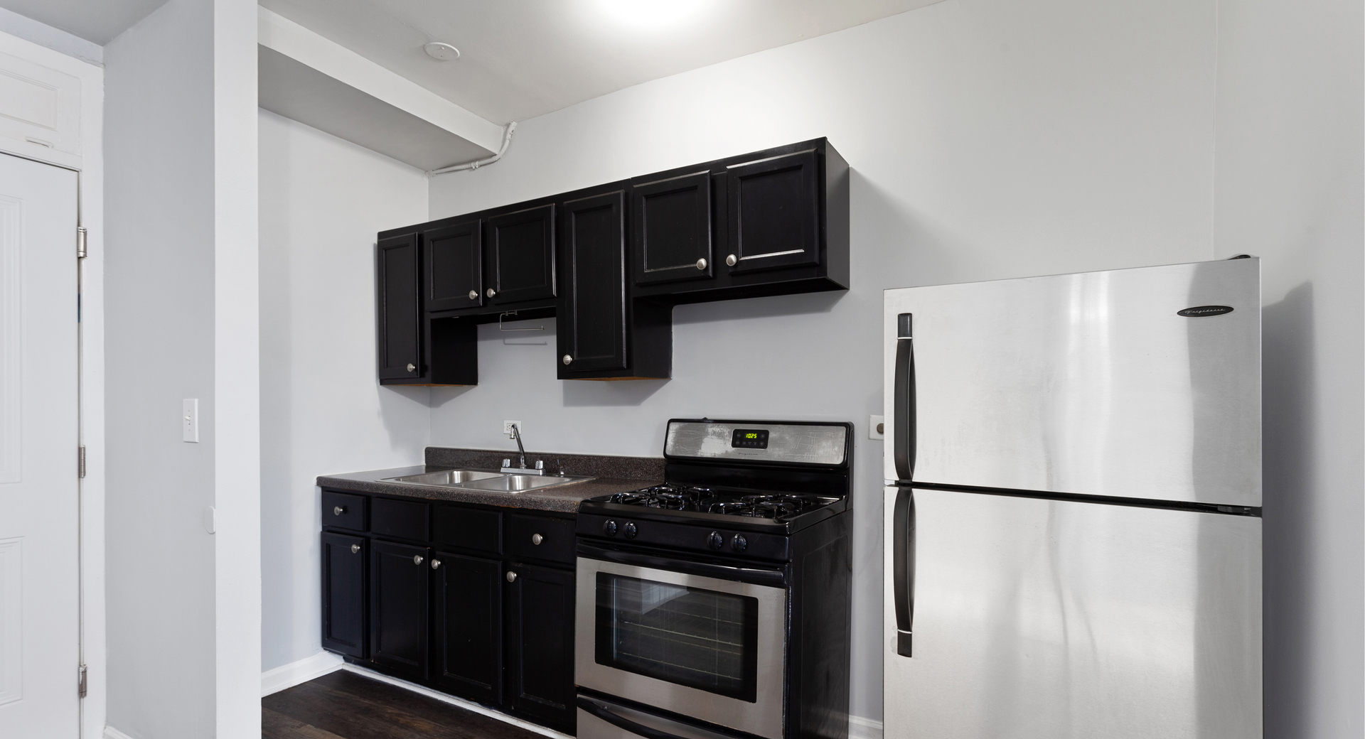 5860 N Kenmore Ave #601 Chicago, IL 60660