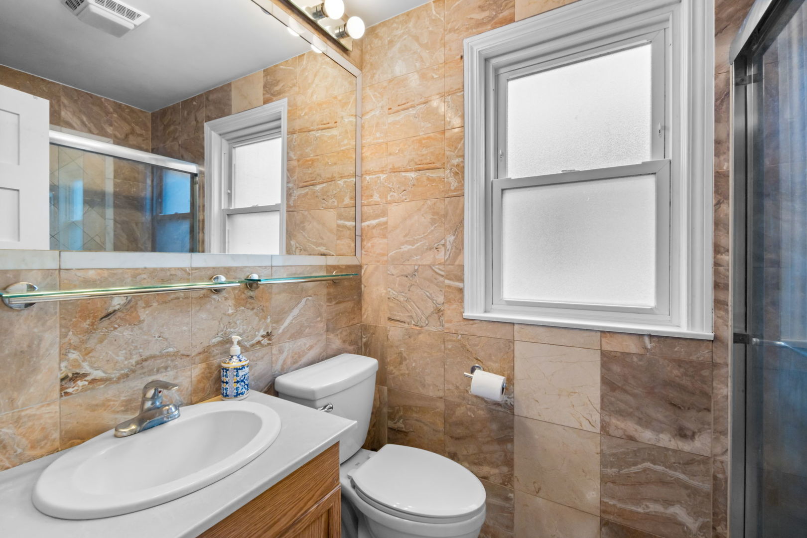 2121 N 75th Ave Elmwood Park, IL 60707