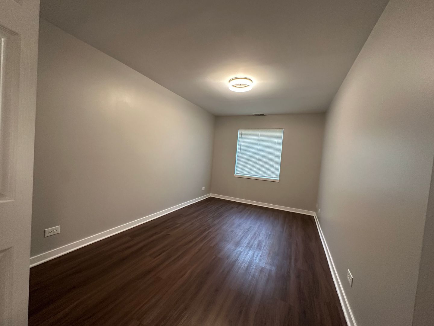 6457 S KENWOOD Ave #GARDEN Chicago, IL 60637