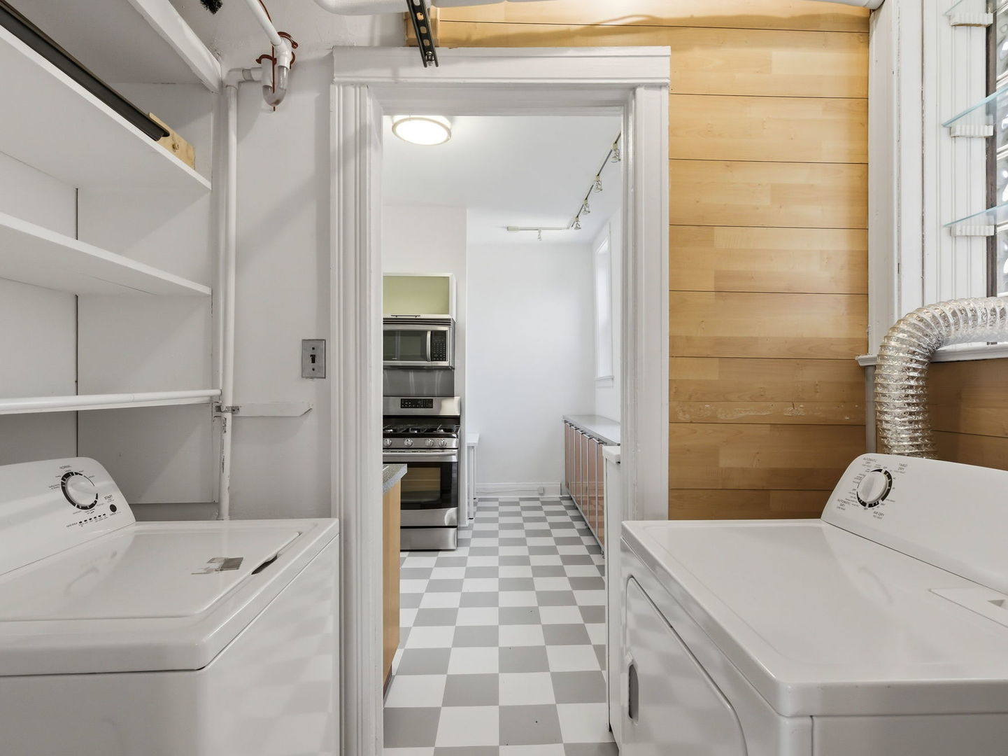 5108 S Woodlawn Ave #3G Chicago, IL 60615