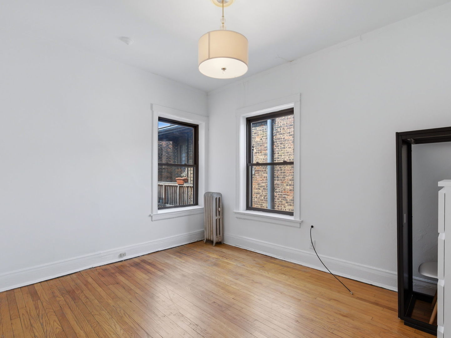 5108 S Woodlawn Ave #3G Chicago, IL 60615