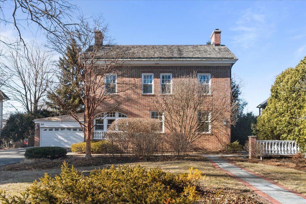 309 Central Ave