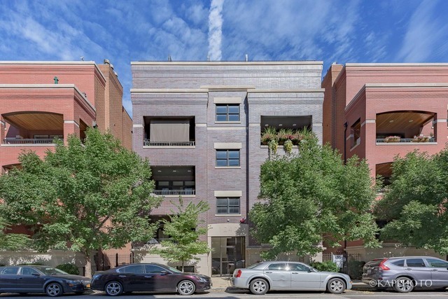 1242 W Jackson Blvd #2W