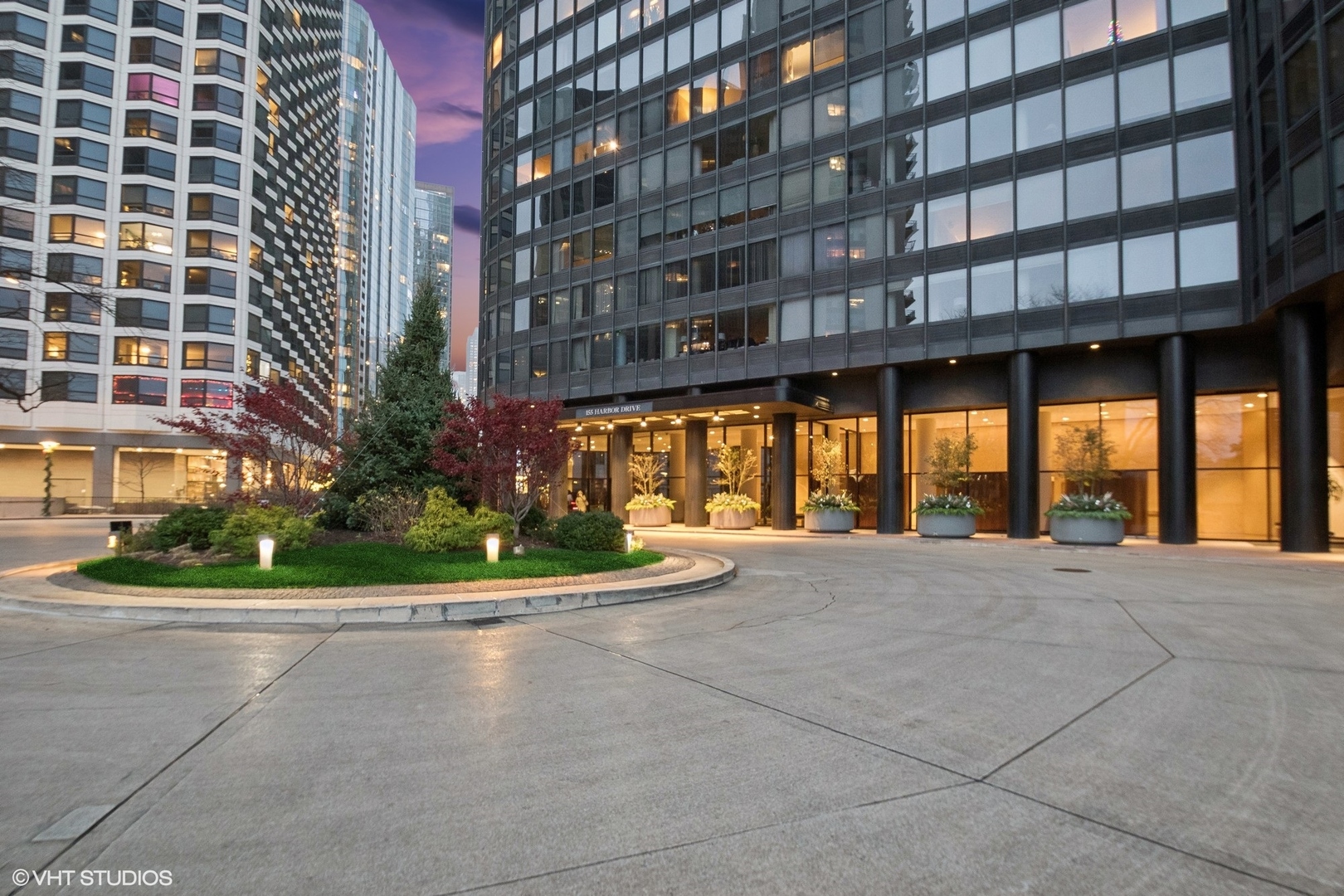 155 N Hbr Dr #1103