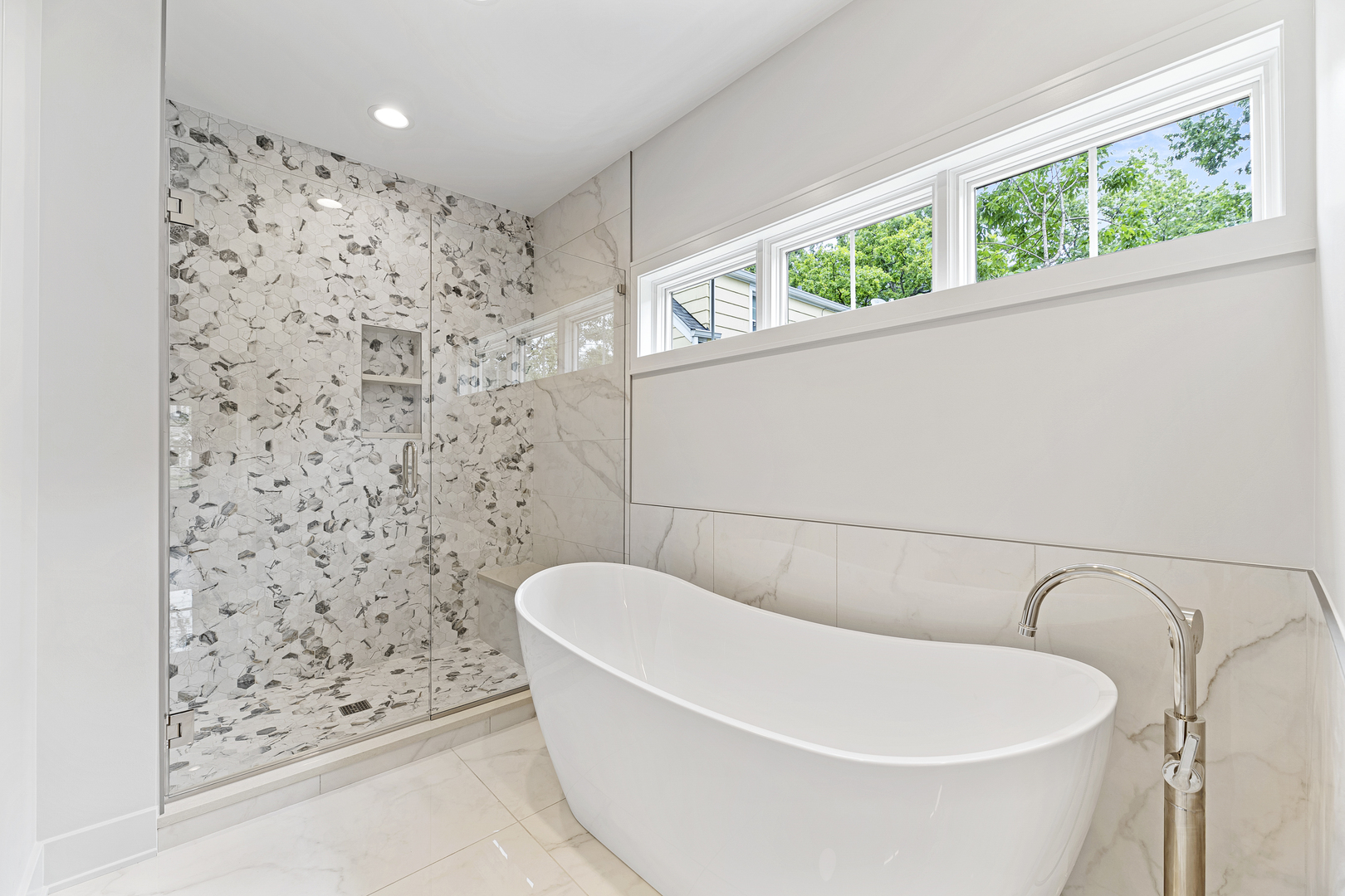 1672 Huntington Ln Highland Park, IL 60035