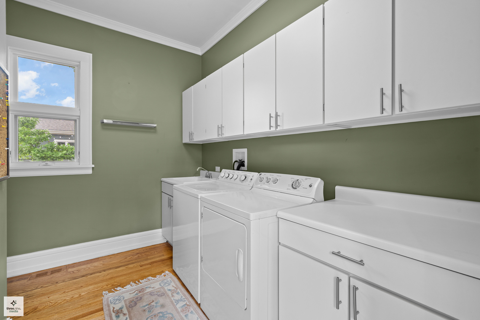 1133 Manor Dr Wilmette, IL 60091