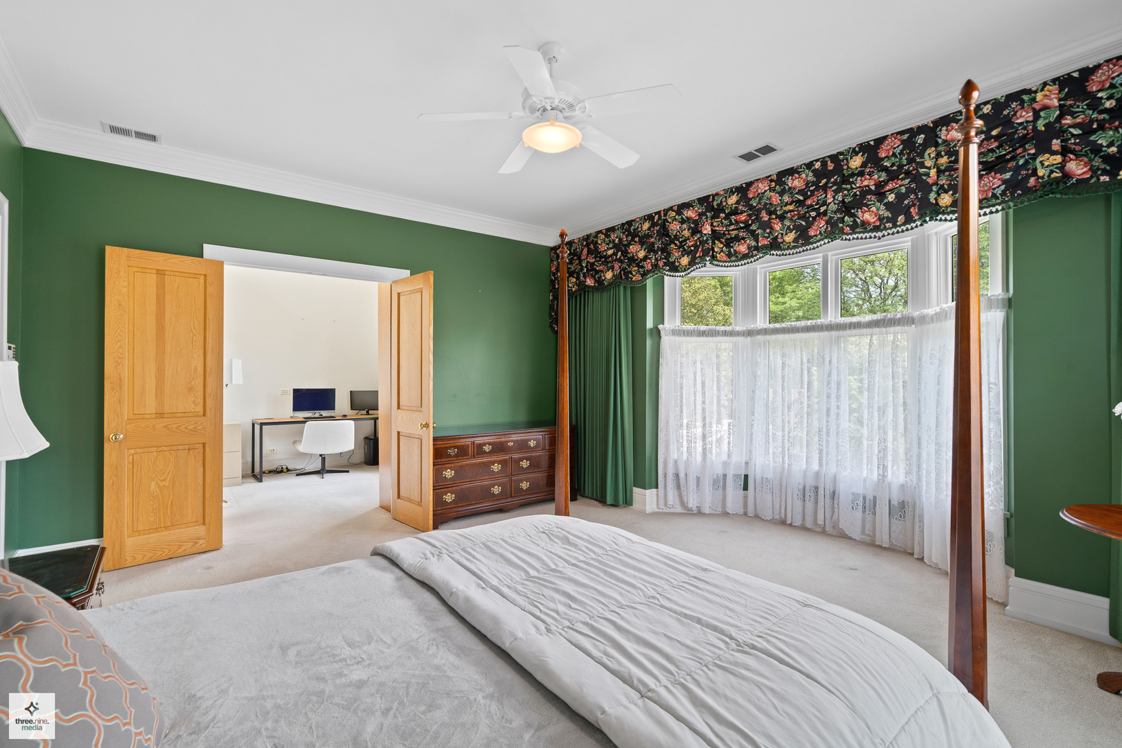 1133 Manor Dr Wilmette, IL 60091