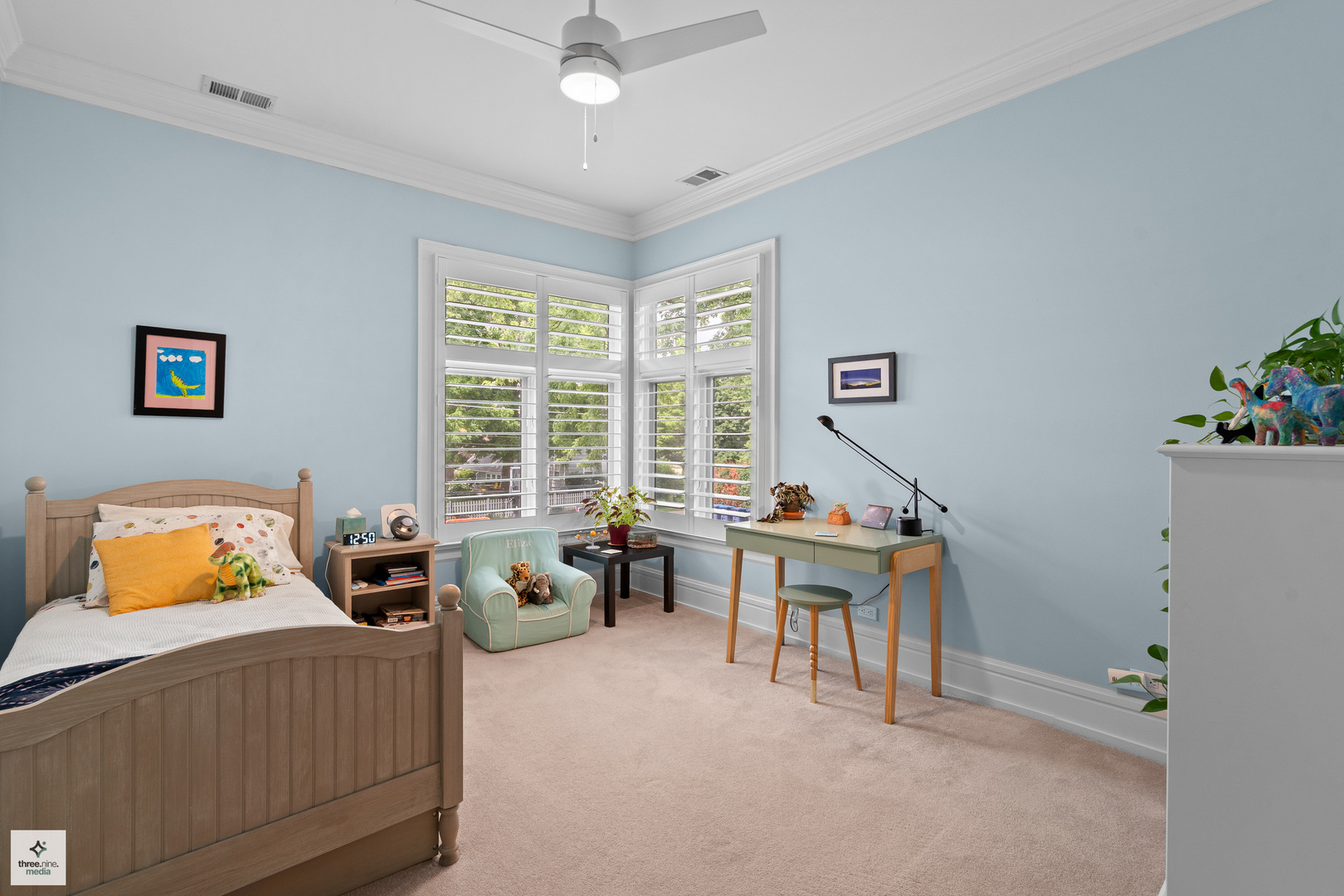 1133 Manor Dr Wilmette, IL 60091