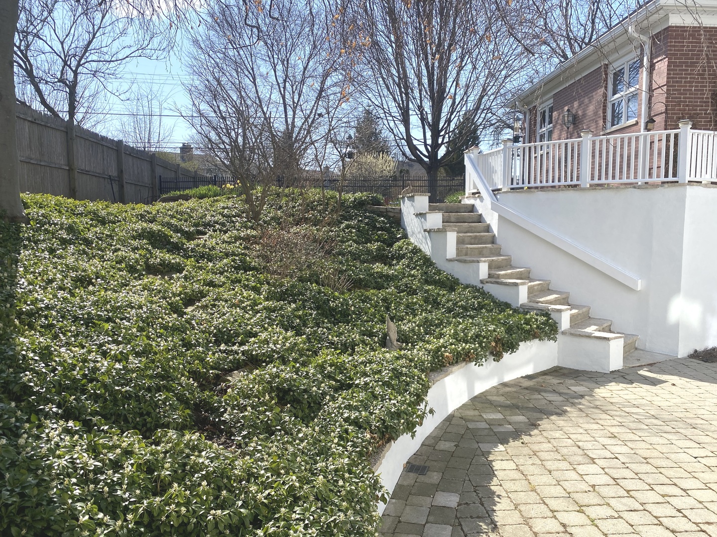 1133 Manor Dr Wilmette, IL 60091